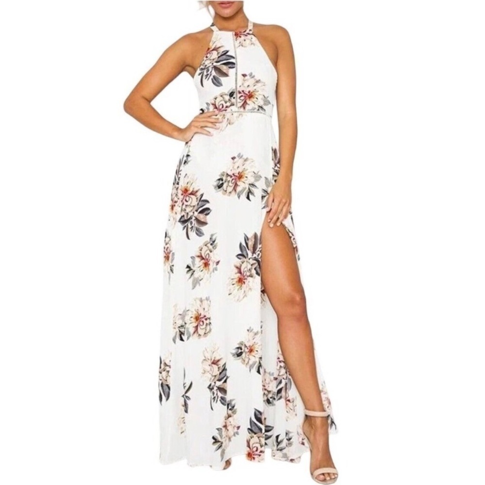 Zesica Boutique White Floral Halter Maxi Size Large NWT